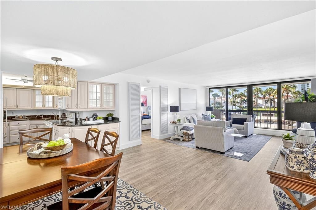 4001 Gulf Shore Blvd N, Unit 105, Naples, Fl 34103 Photo