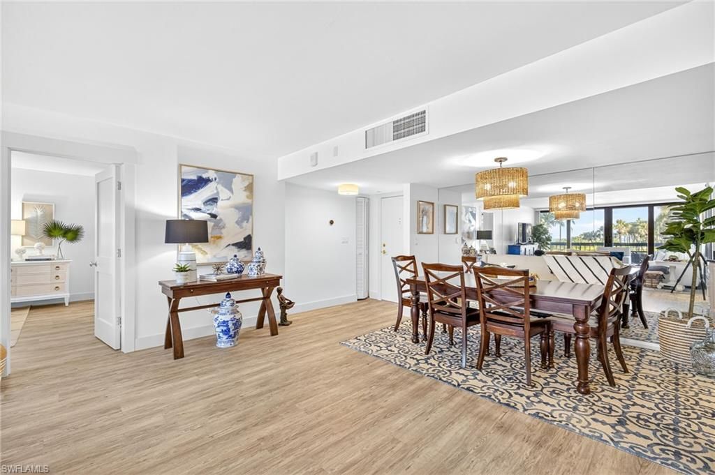 4001 Gulf Shore Blvd N, Unit 105, Naples, Fl 34103 Photo