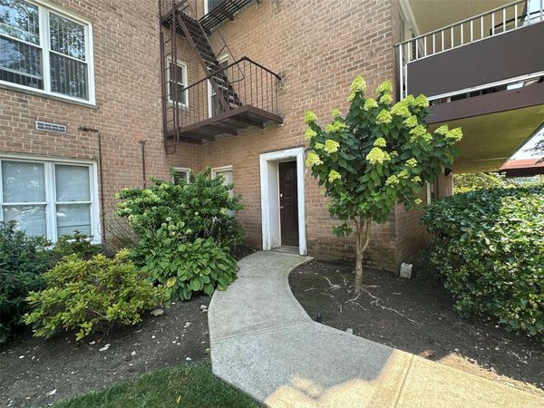 21230 23rd Avenue, Unit 2J, Bayside, NY 11360