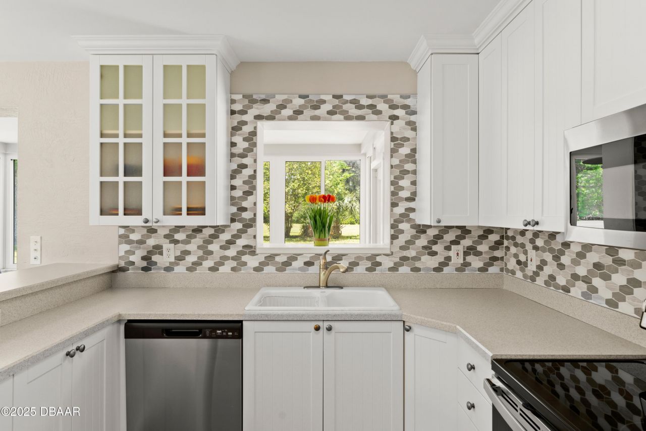 1020 Old Big Tree Road, Daytona Beach, FL 32119 Photo