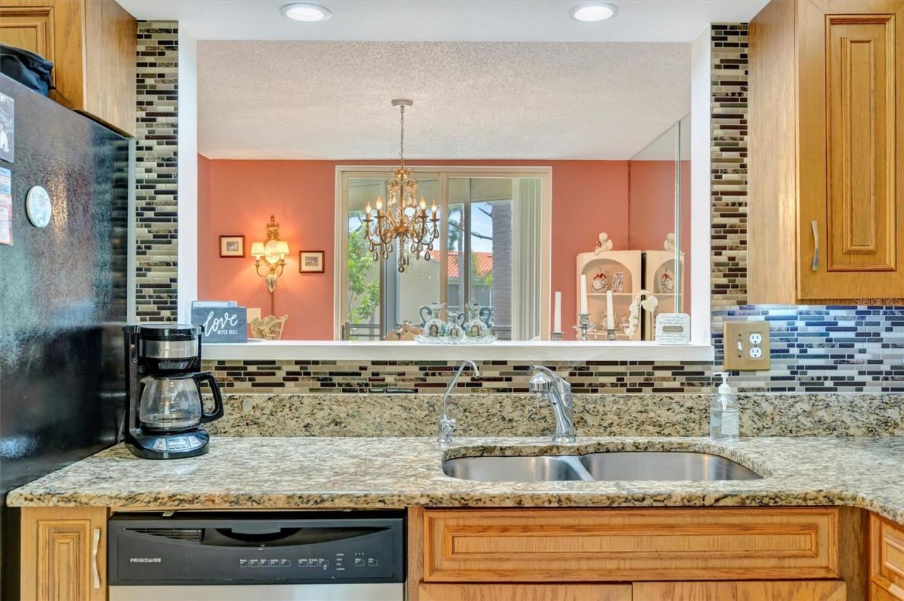 6101 34th Street W, Unit 24C, Bradenton, FL 34210 Photo