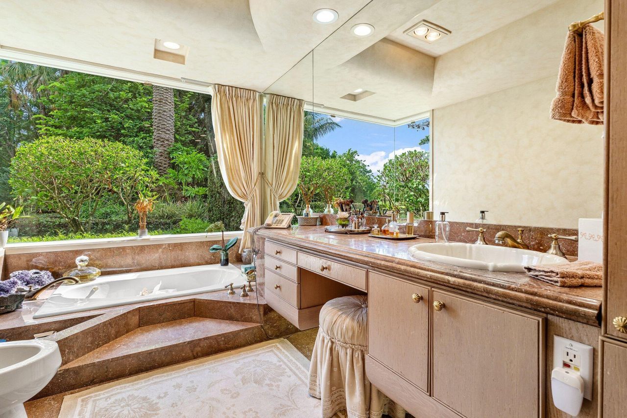 3181 Miro Drive N, Palm Beach Gardens, FL 33410 Photo