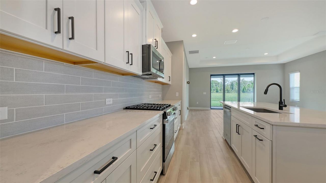 2142 Bamboo Palm Cove, Bradenton, FL 34212 Photo