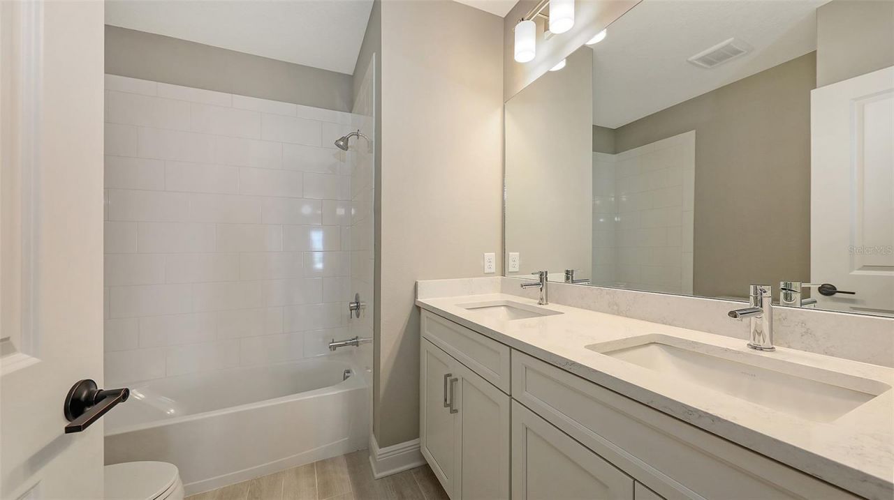 2142 Bamboo Palm Cove, Bradenton, FL 34212 Photo