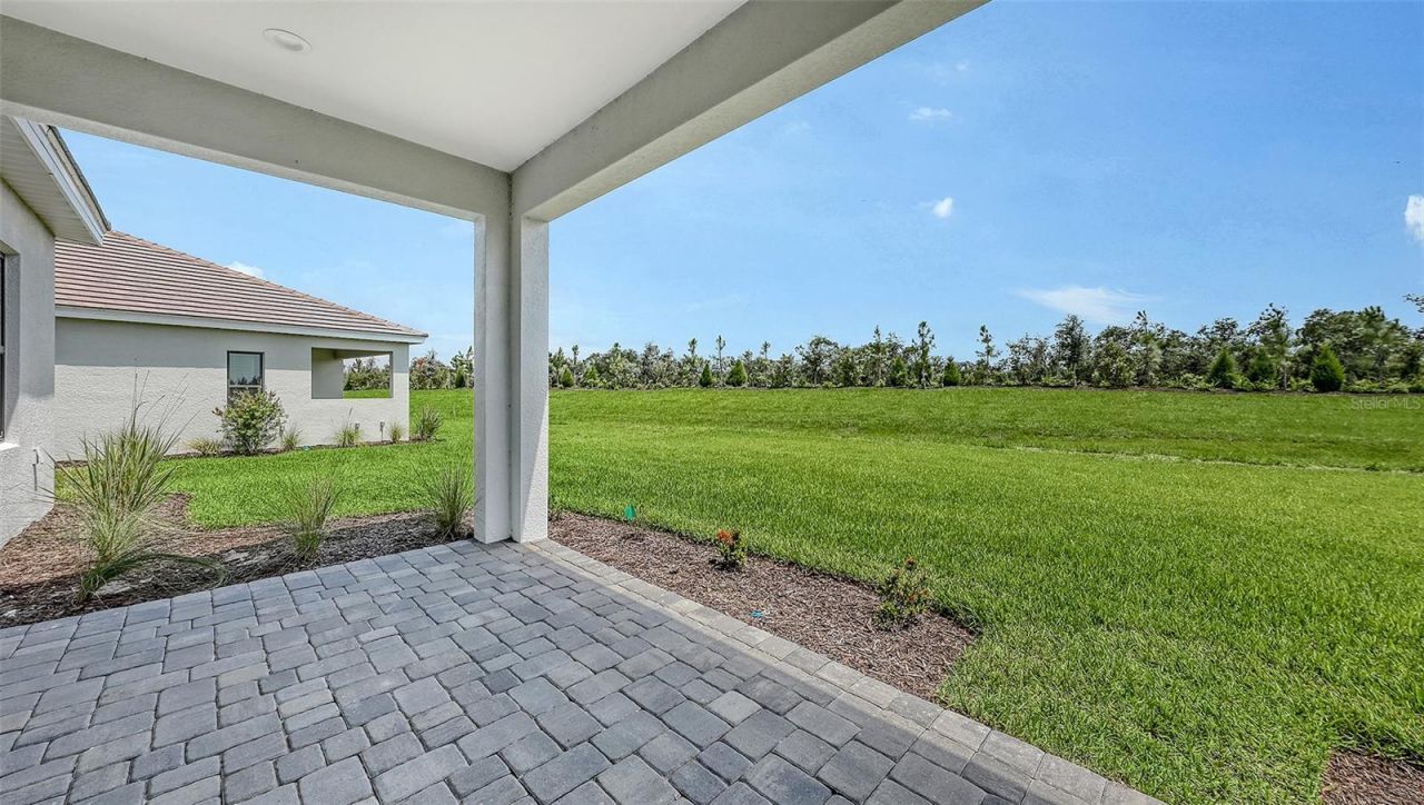 2142 Bamboo Palm Cove, Bradenton, FL 34212 Photo