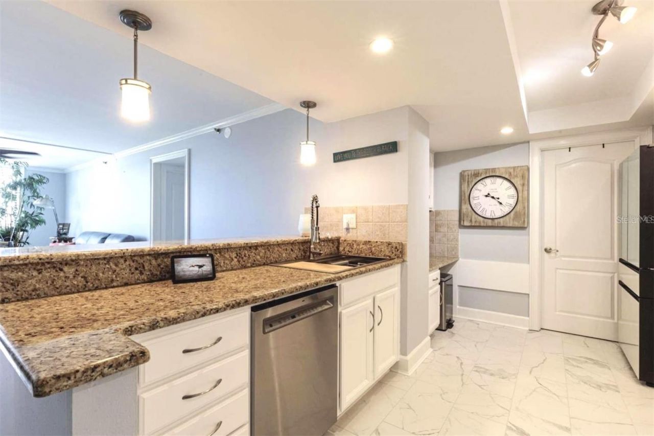 6372 Palma Del Mar Boulevard S, Unit 705, Saint Petersburg, FL 33715 Photo