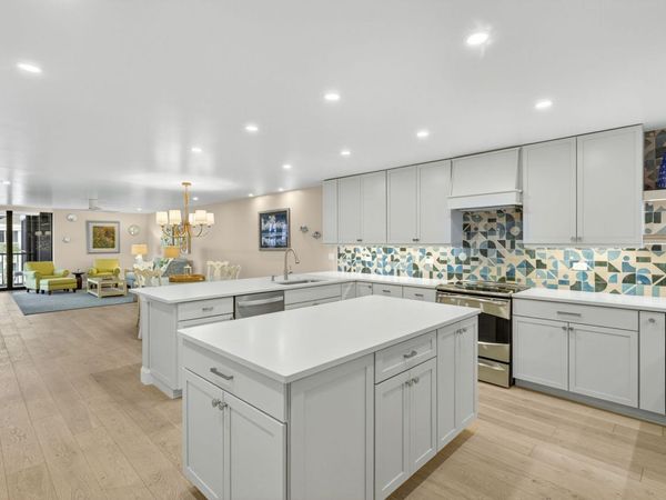 2929 W Gulf Dr, Unit 207, Sanibel, FL 33957