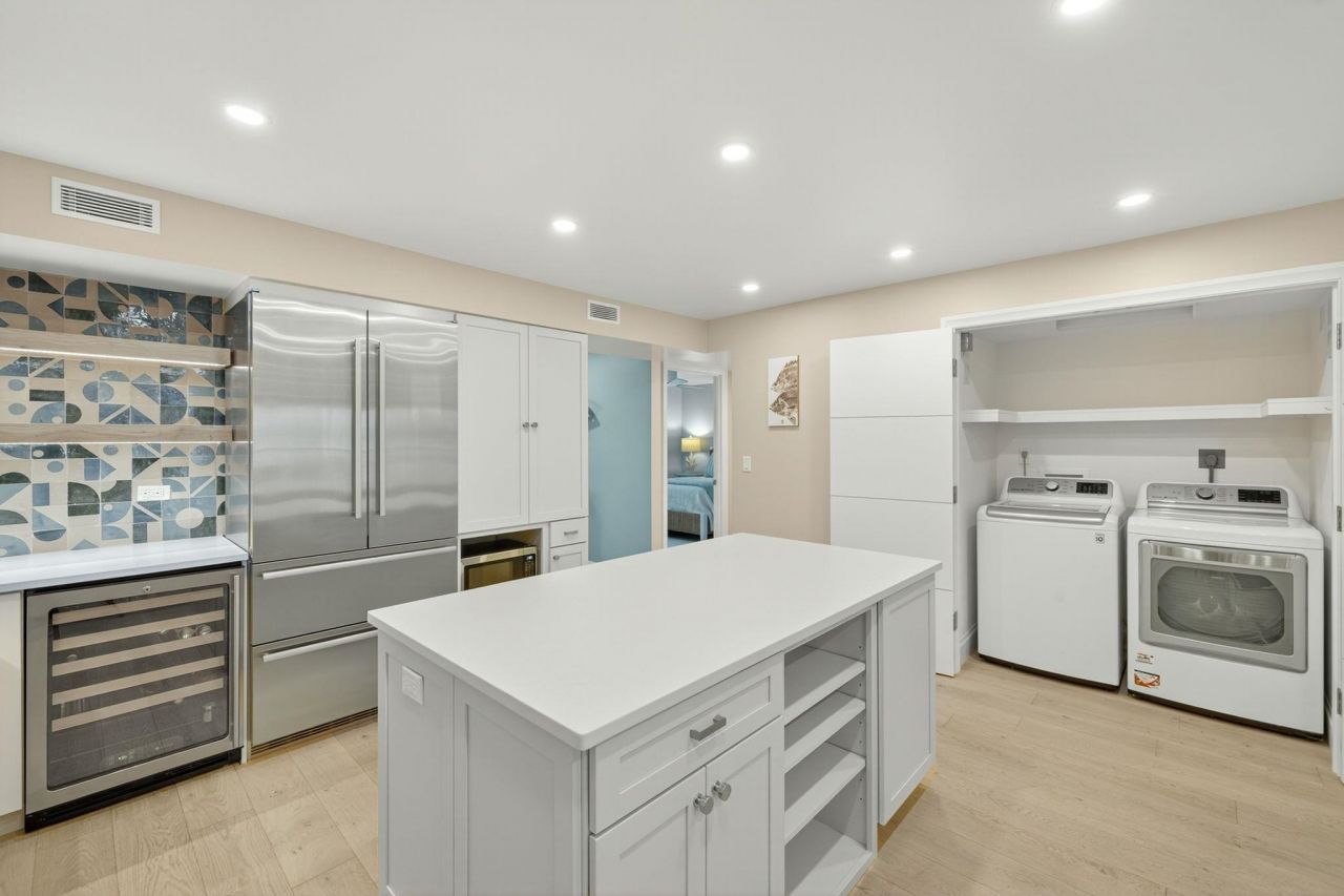 2929 W Gulf Dr, Unit 207, Sanibel, FL 33957 Photo