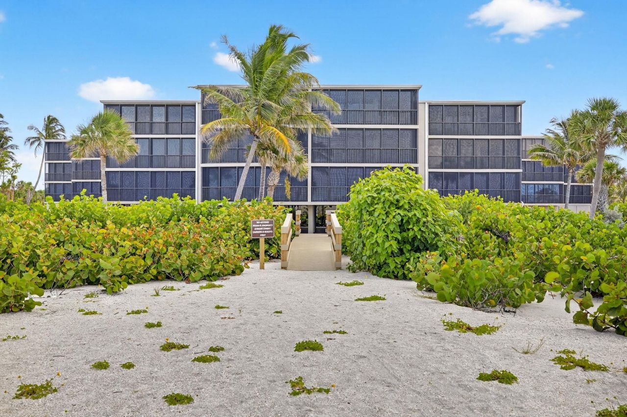 2929 W Gulf Dr, Unit 207, Sanibel, FL 33957 Photo