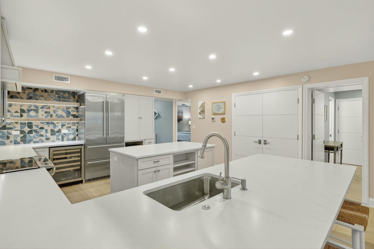 2929 W Gulf Dr, Unit 207, Sanibel, FL 33957 Photo