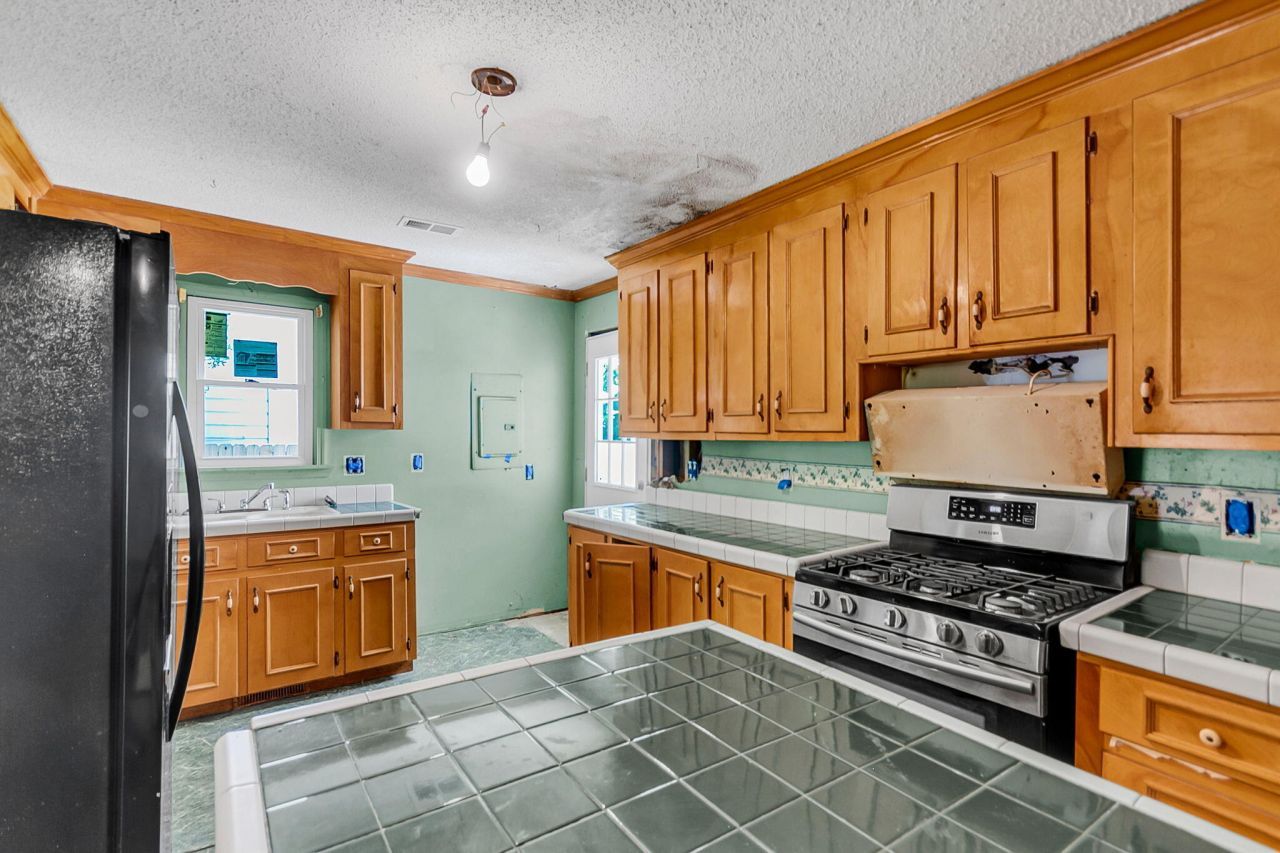 106 Atlantic Photo 12