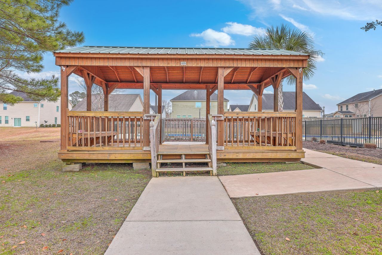 449 Delmont Drive Photo 39