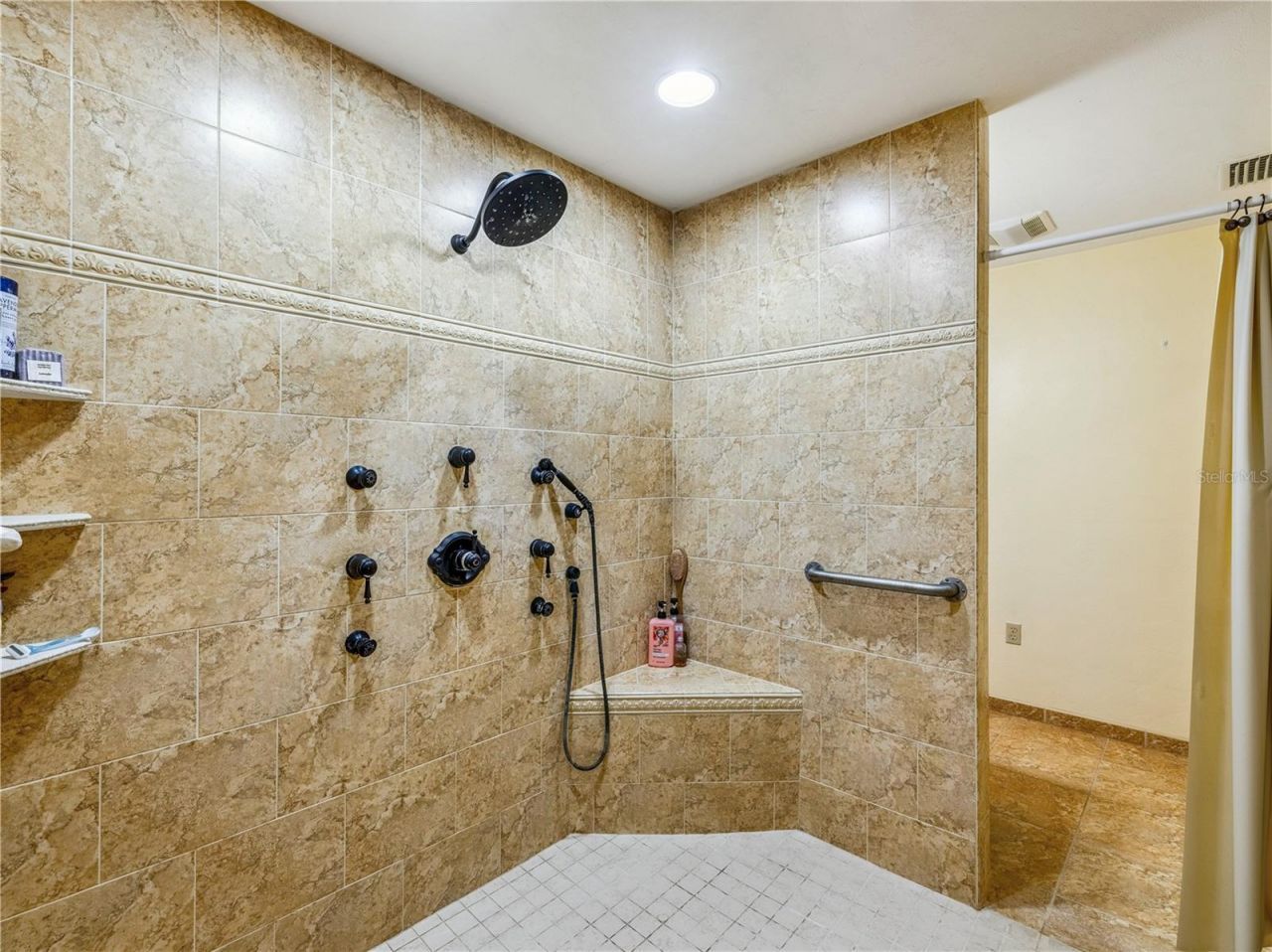 1550 NW 167 Place, Trenton, FL 32693 Photo