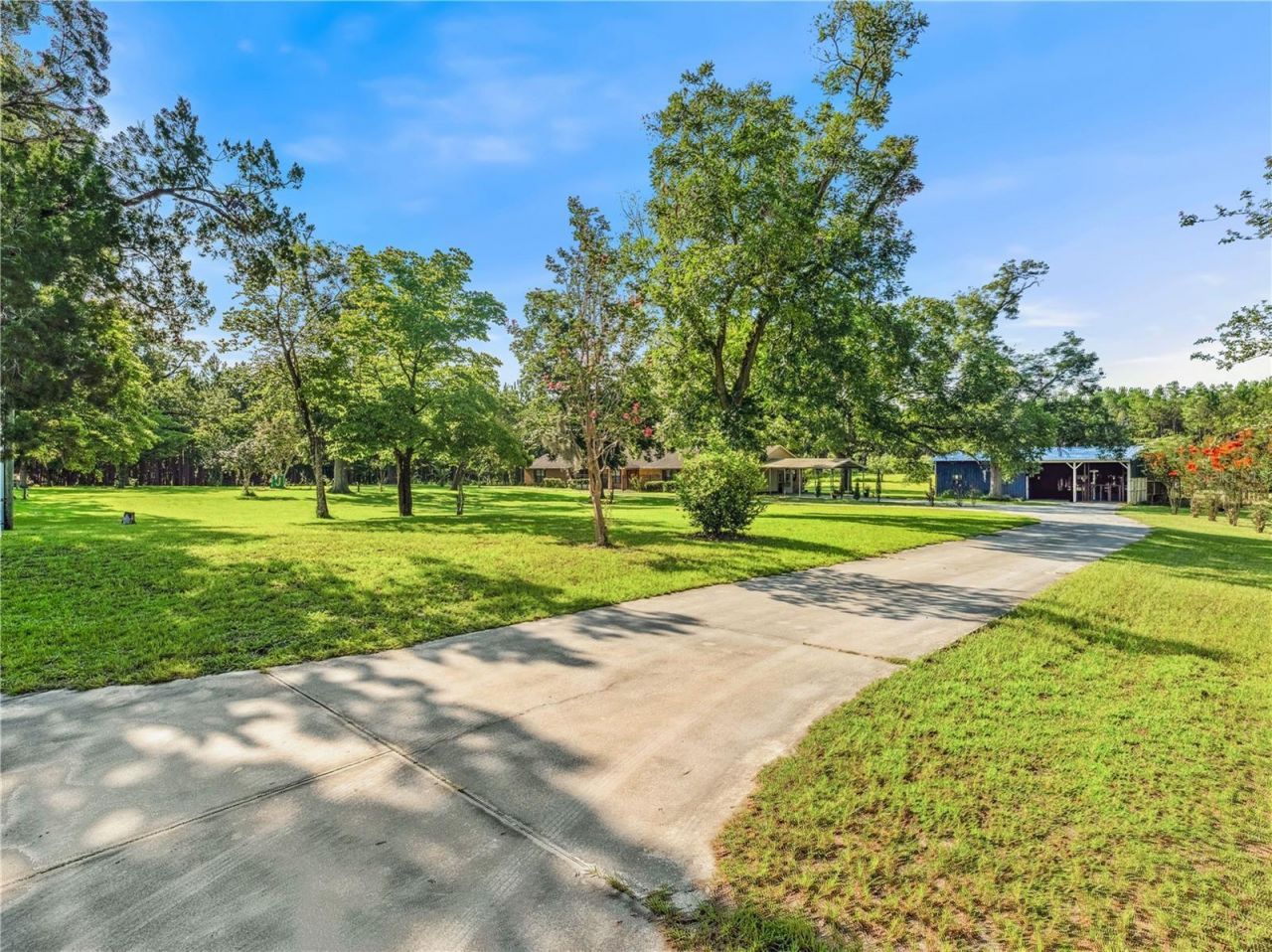 1550 NW 167 Place, Trenton, FL 32693 Photo