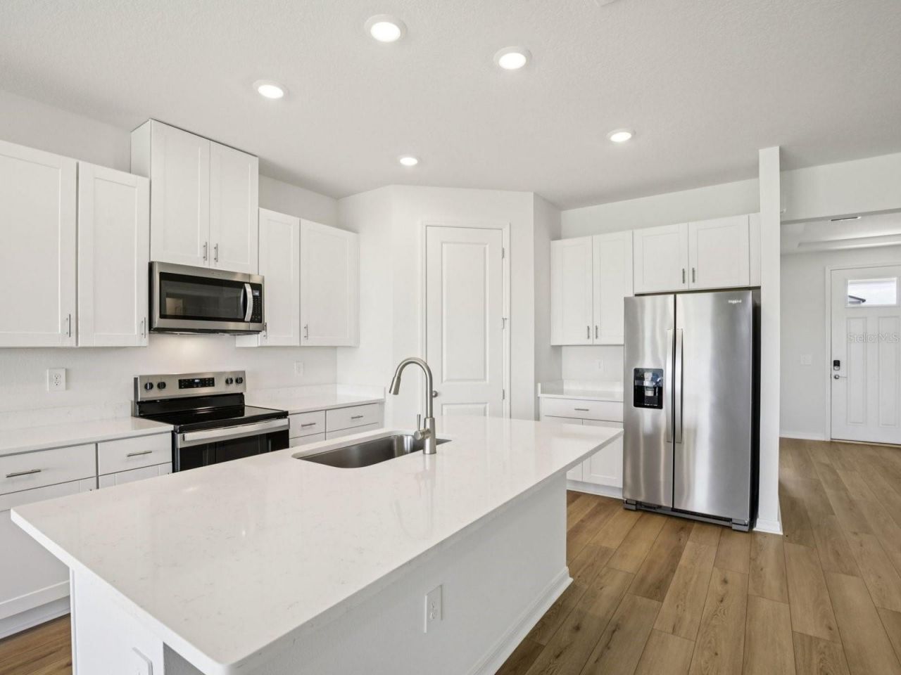 9016 Venetia Court, Palmetto, FL 34221 Photo