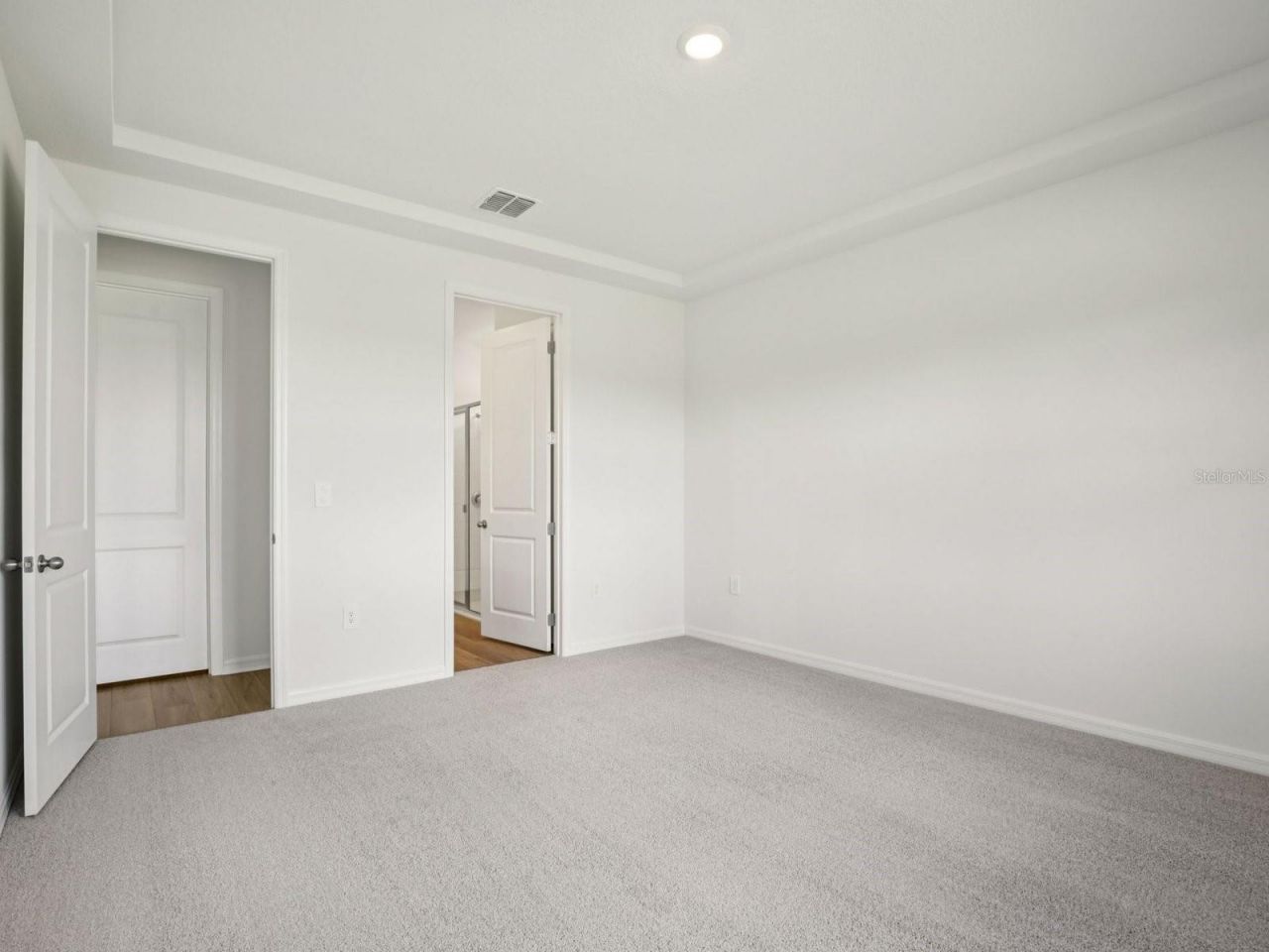 9016 Venetia Court, Palmetto, FL 34221 Photo