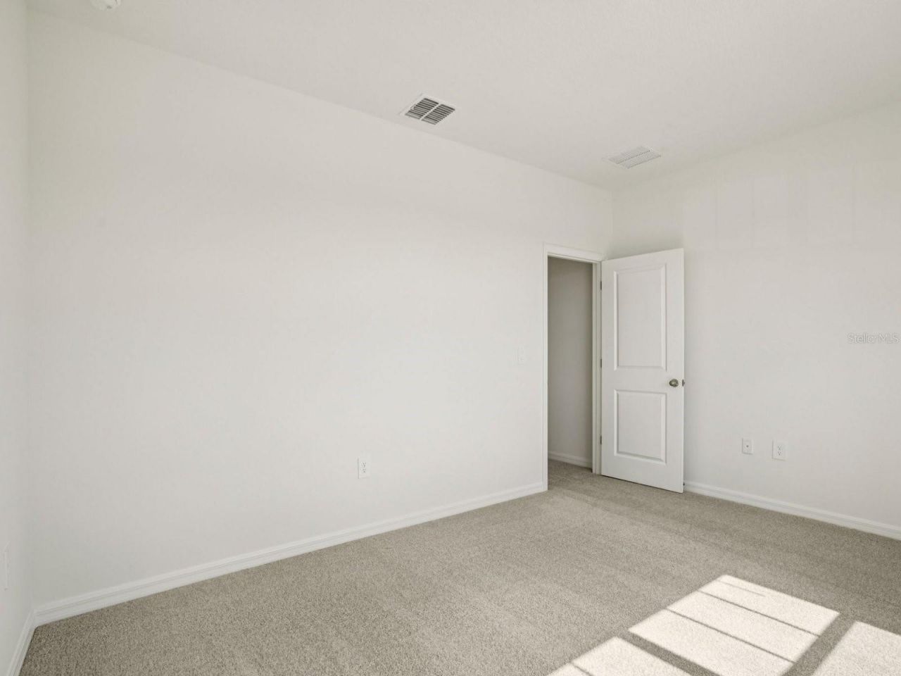 9016 Venetia Court, Palmetto, FL 34221 Photo