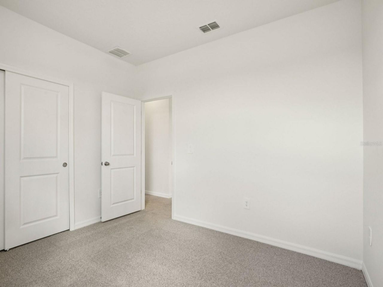 9016 Venetia Court, Palmetto, FL 34221 Photo