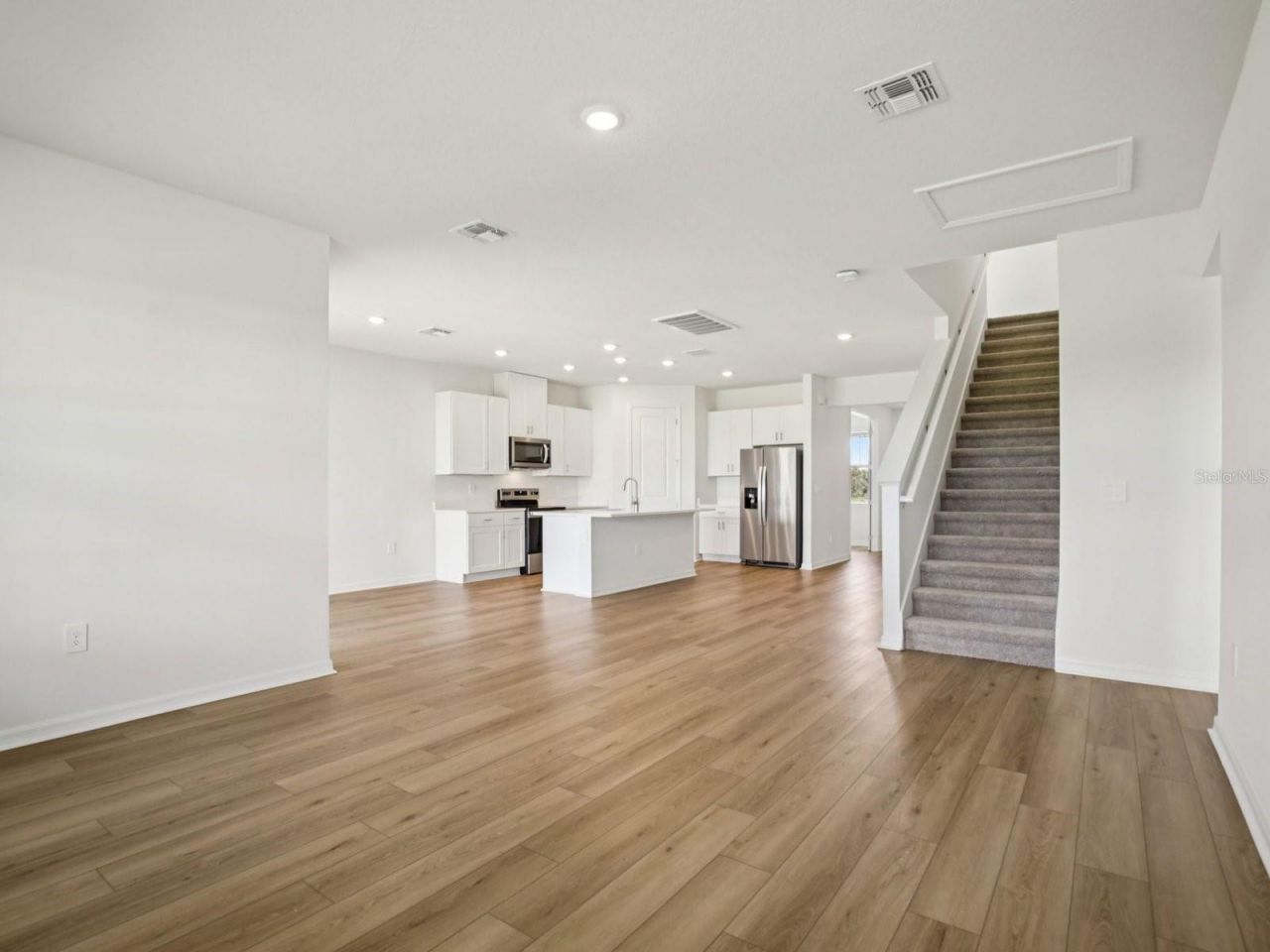 9016 Venetia Court, Palmetto, FL 34221 Photo