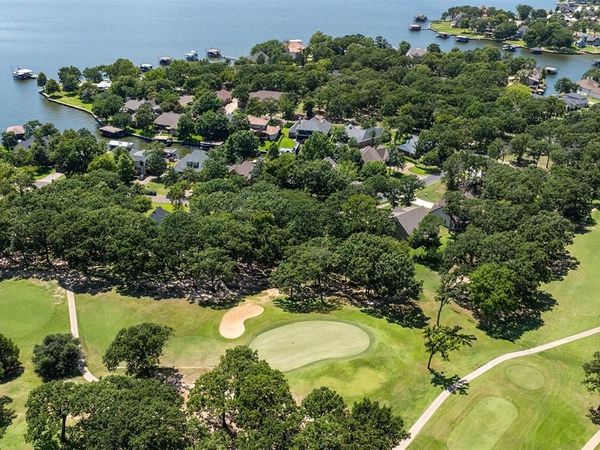 371 Saint Andrews Drive, Mabank, TX 75156