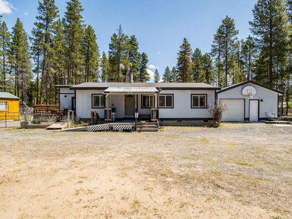 52644 Skidgel Road, La Pine, OR 97739