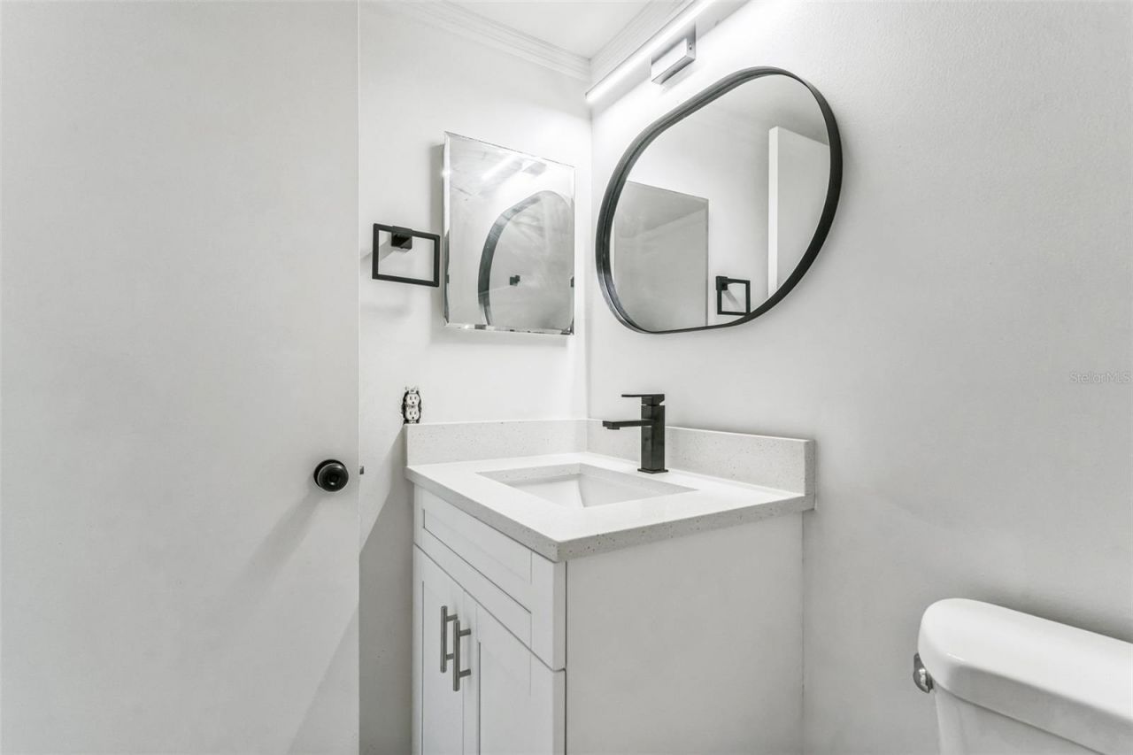 6219 Palma Del Mar Boulevard S, Unit 301, Saint Petersburg, FL 33715 Photo