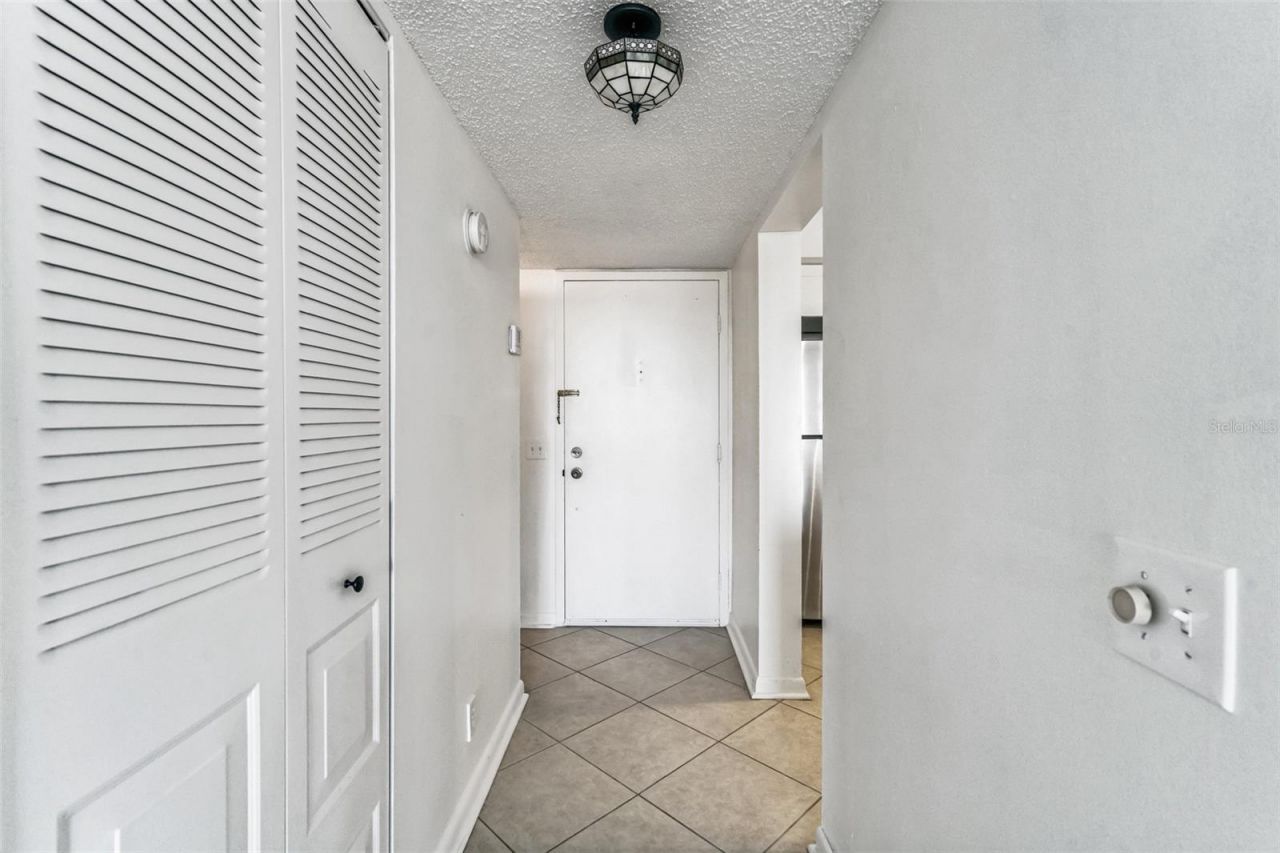 6219 Palma Del Mar Boulevard S, Unit 301, Saint Petersburg, FL 33715 Photo