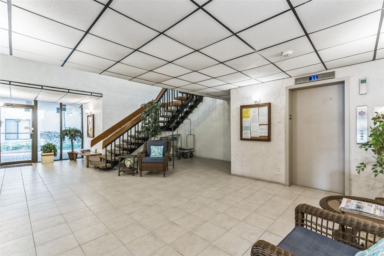 6219 Palma Del Mar Boulevard S, Unit 301, Saint Petersburg, FL 33715 Photo