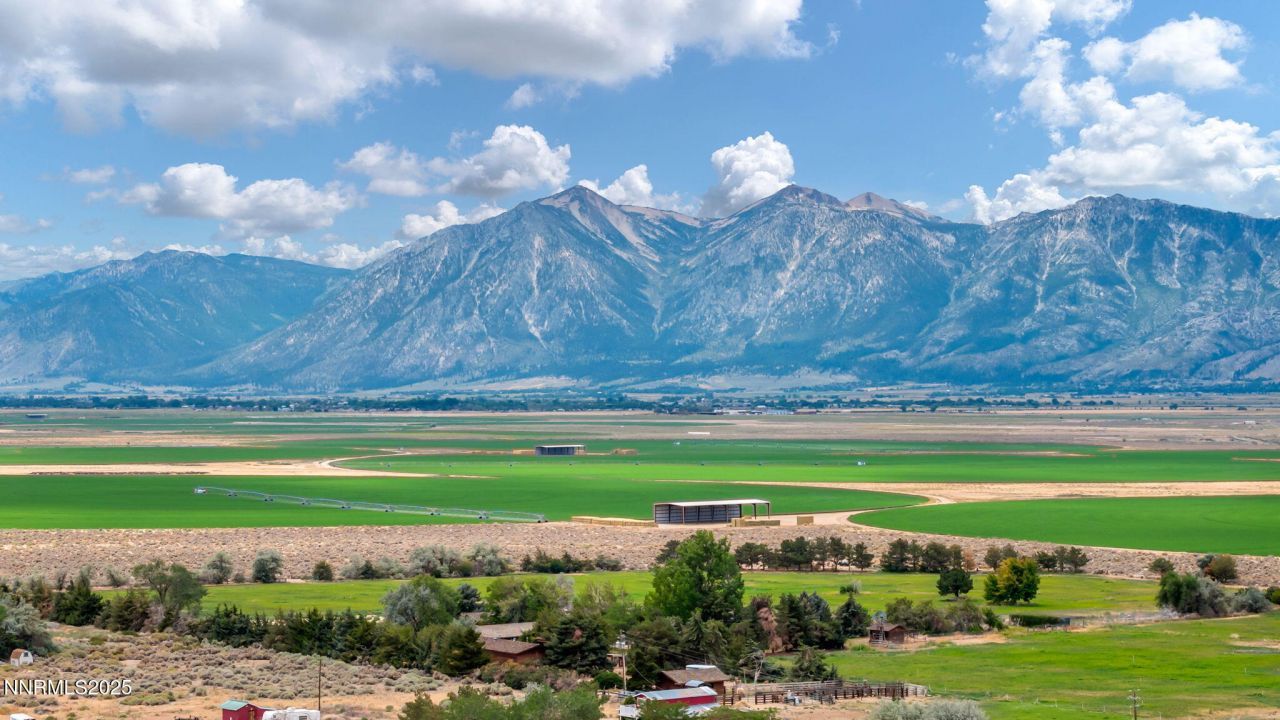 2550 E Valley Road, Minden, NV 89423 Photo