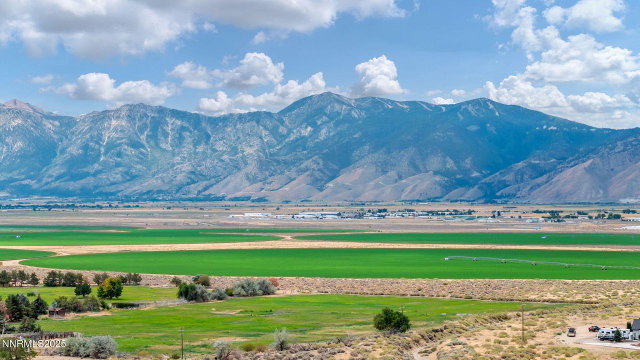 2550 E Valley Road, Minden, NV 89423 Photo