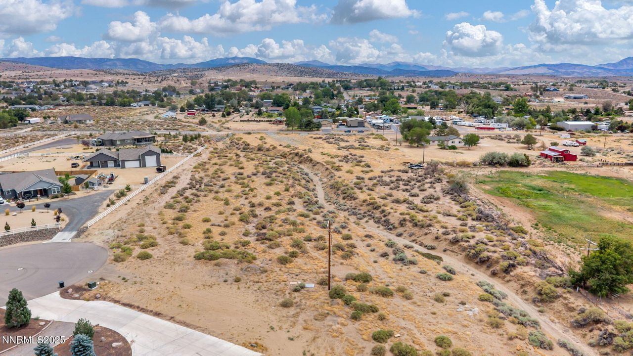 2550 E Valley Road, Minden, NV 89423 Photo