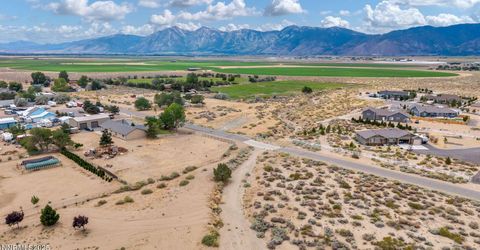 2550 E Valley Road, Minden, NV 89423 Photo