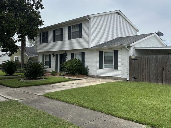 440 Holy Cross Place, Kenner, LA 70065