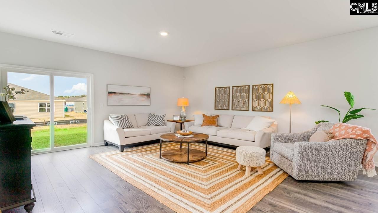 199 Livingston Woods Drive Photo 10