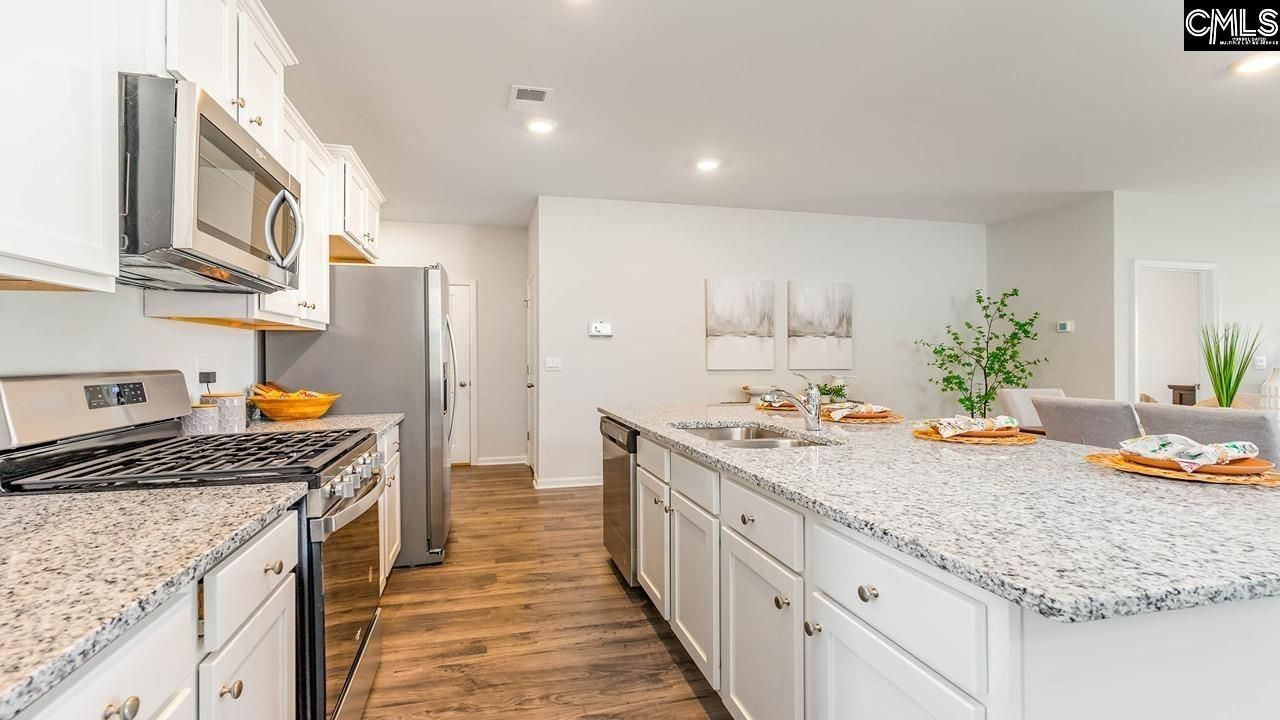 199 Livingston Woods Drive Photo 4