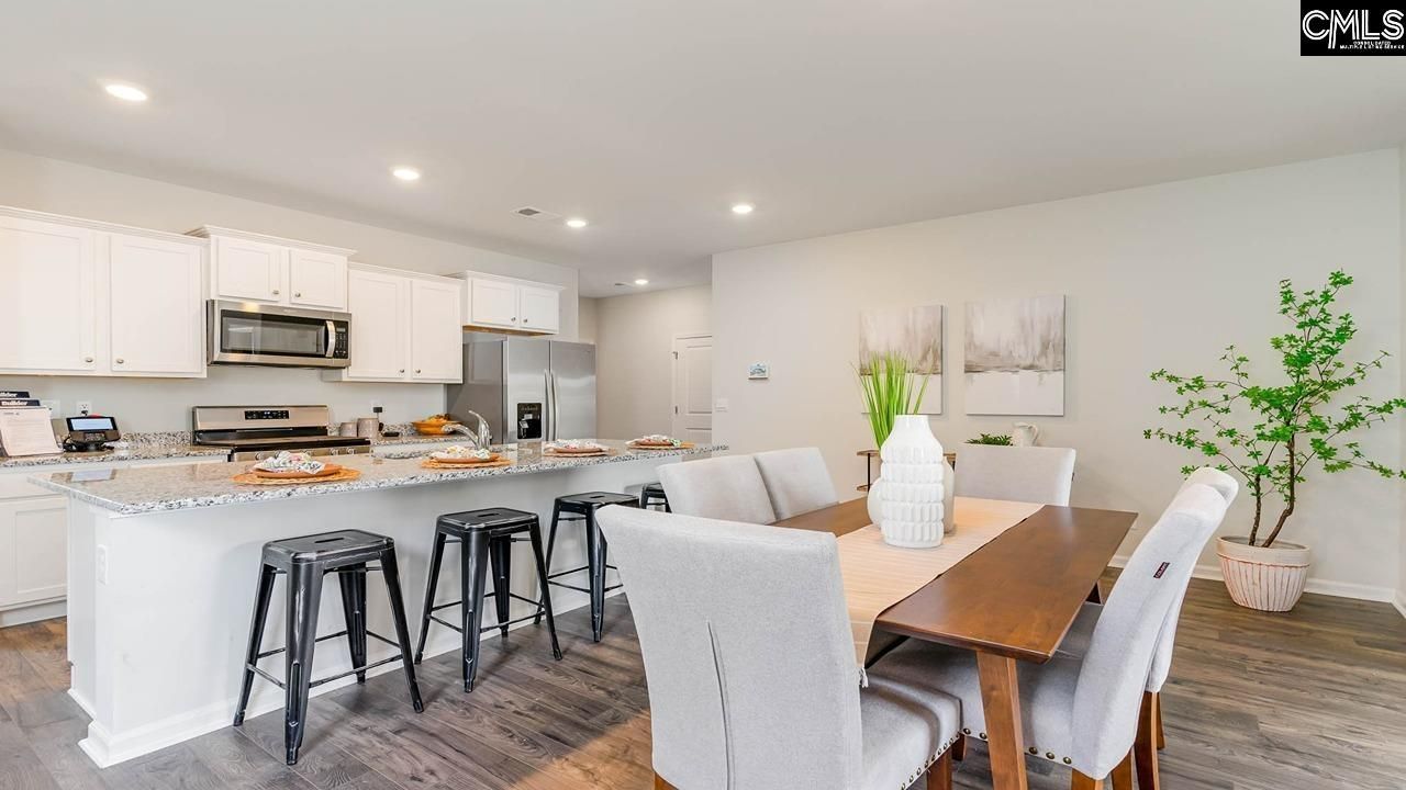 199 Livingston Woods Drive Photo 6