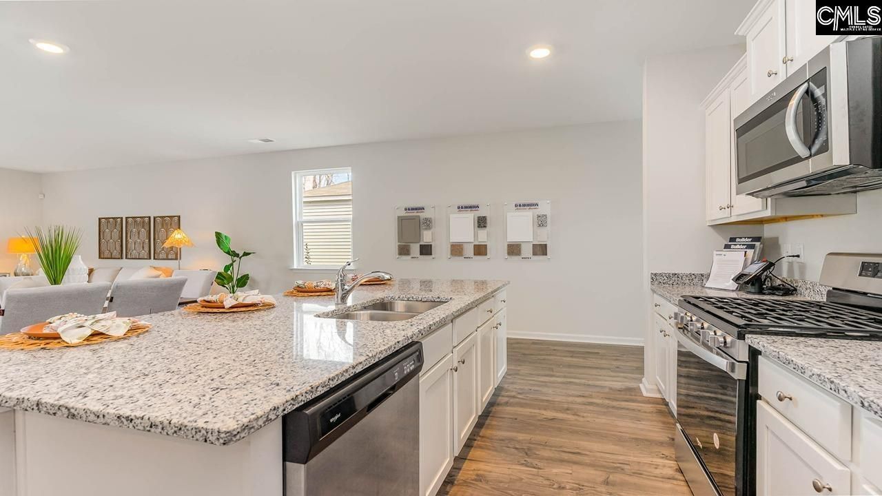 199 Livingston Woods Drive Photo 7