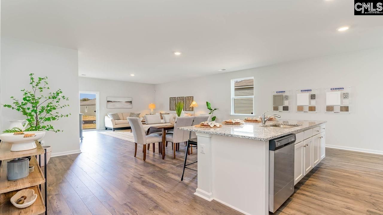 199 Livingston Woods Drive Photo 8