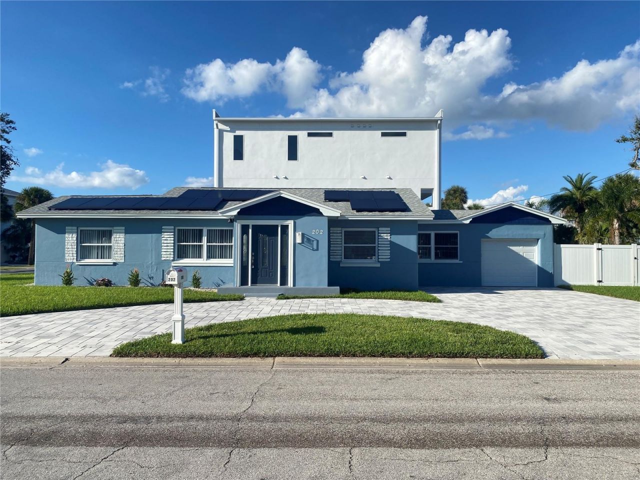 202 18th Avenue, Indian Rocks Beach, FL 33785 Main Photo