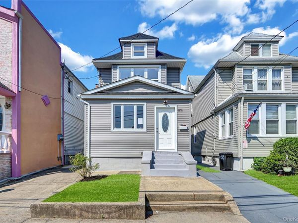 111-32 116th Street, South Ozone Park, NY 11420