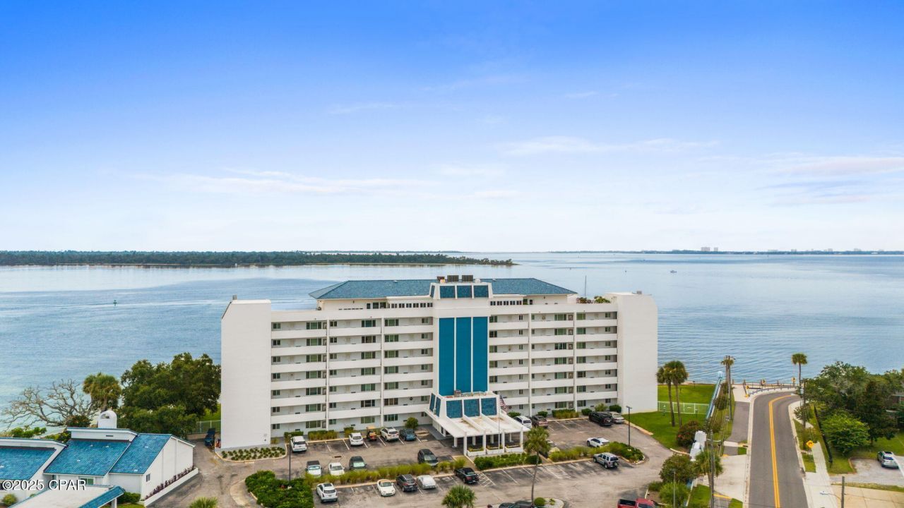 100 Cherry Street, Unit 202, Panama City, FL 32401 Main Photo
