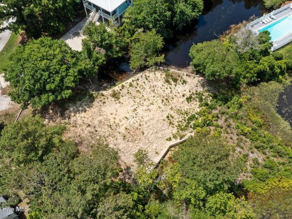 302 Friendship Court, Emerald Isle, NC 28594