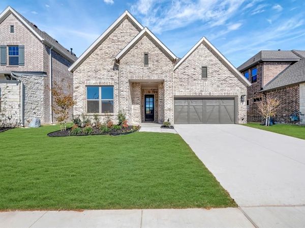 2901 Long Trail, Mansfield, TX 76063