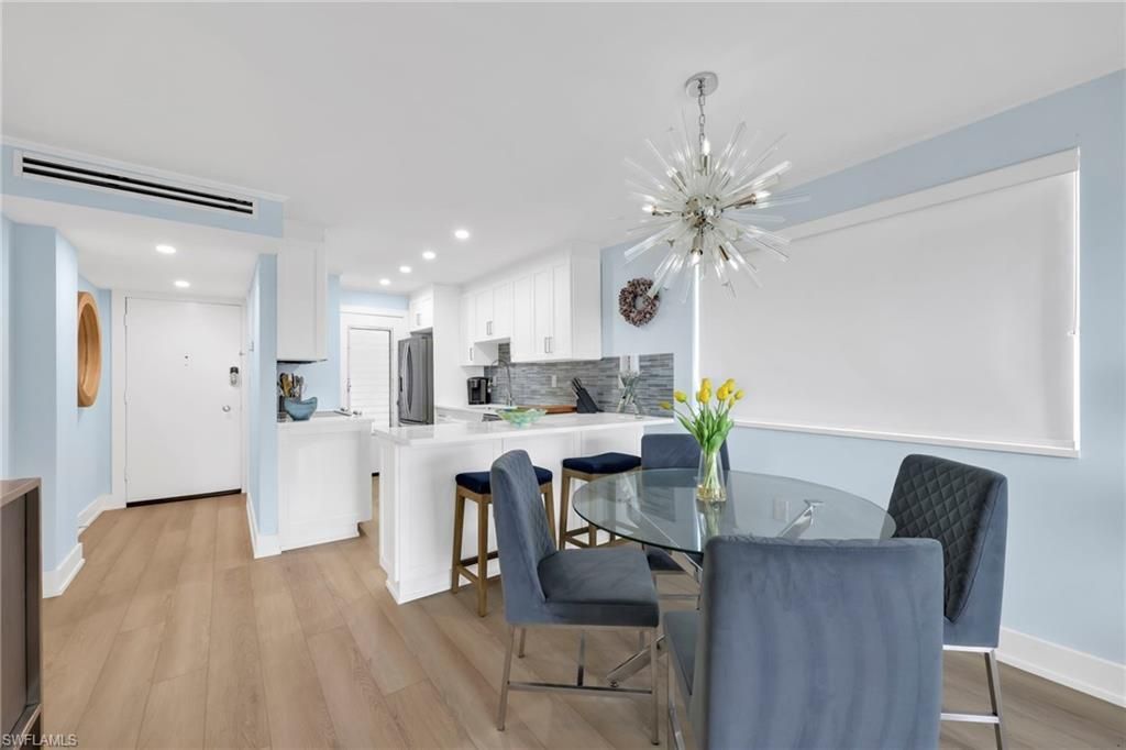 1300 Gulf Shore Blvd N, Unit 700, Naples, FL 34102 Photo