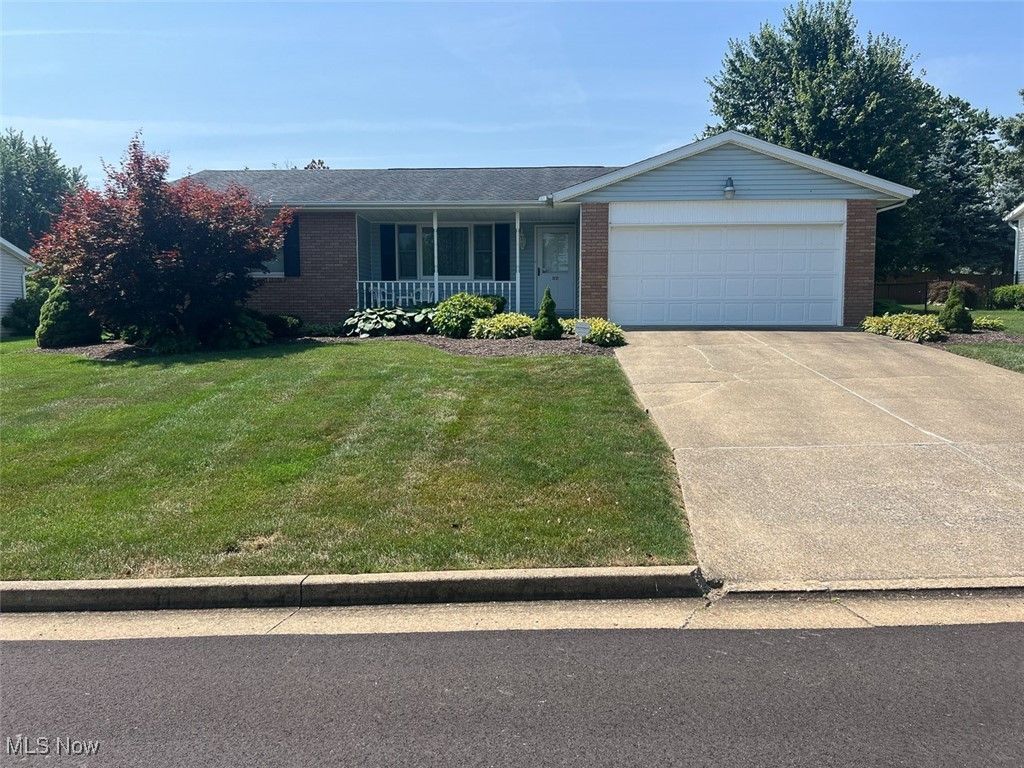 8450 MILMONT STREET NW, MASSILLON, OH 44646