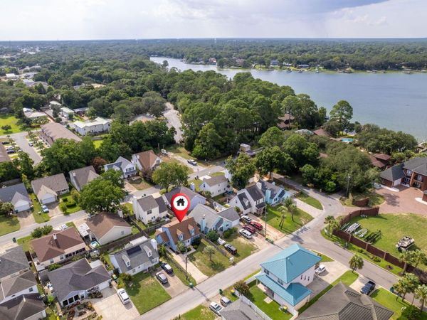 150 Beach Drive, Fort Walton Beach, FL 32547