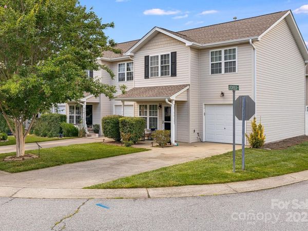 48 Lanceford Circle, Fletcher, NC 28732