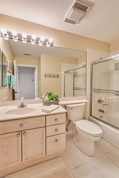 27024 Oakwood Lake Dr, Unit 201, Bonita Springs, FL 34134 Photo