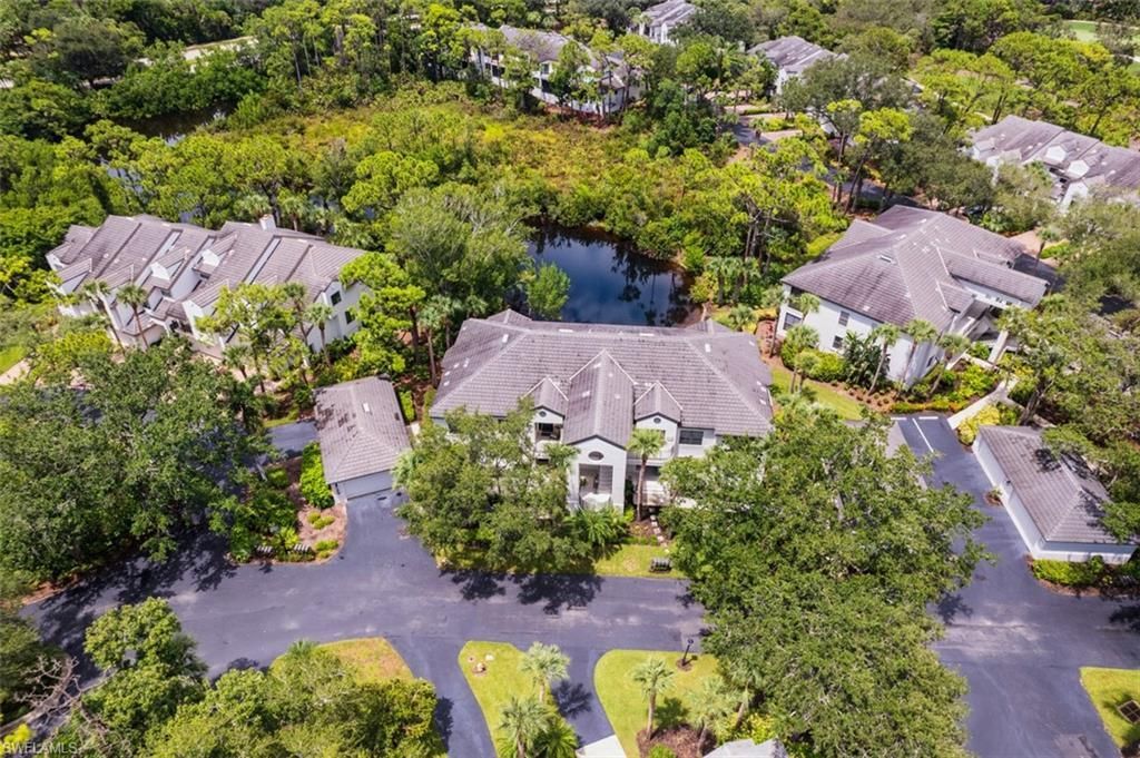 27024 Oakwood Lake Dr, Unit 201, Bonita Springs, FL 34134 Photo