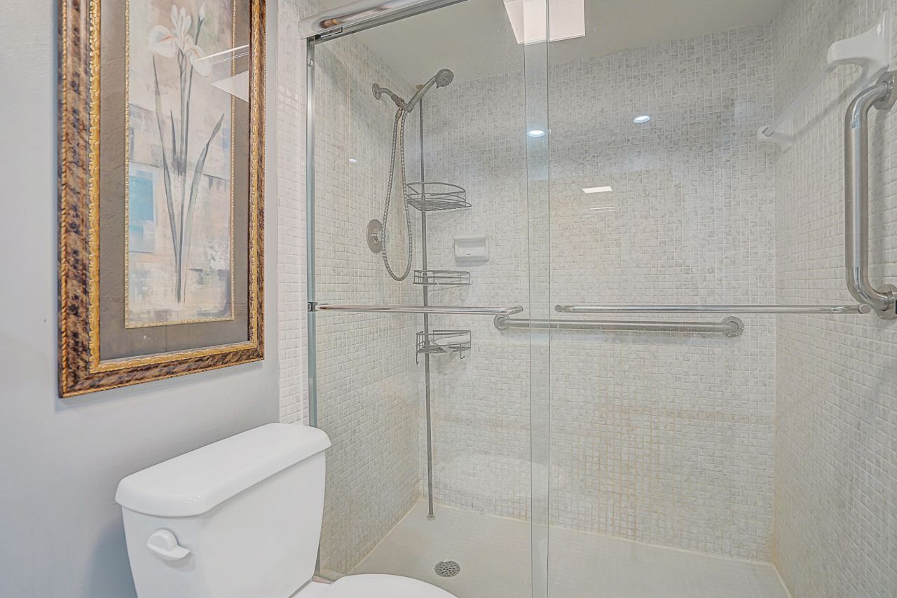 1523 E Hillsboro Boulevard, Unit 336, Deerfield Beach, FL 33441 Photo